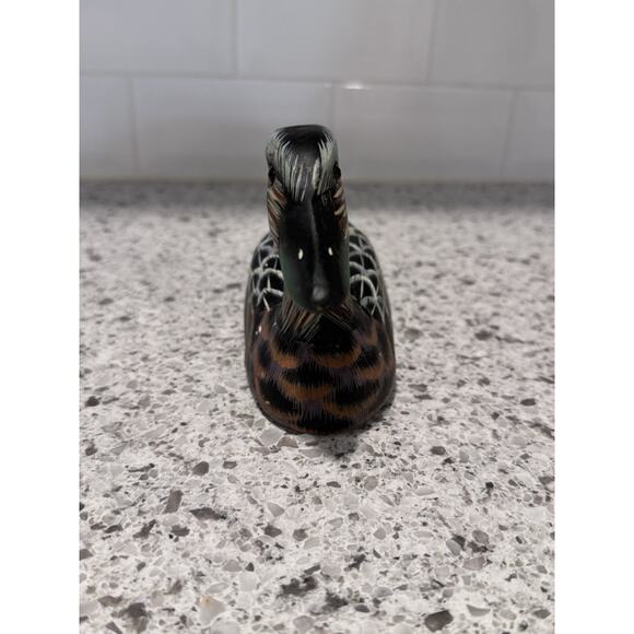 Vintage Hand Carved Wooden And Painted Duck - Picture 7 of 8